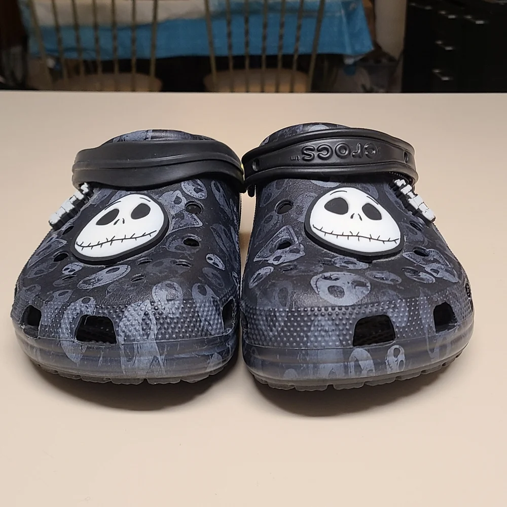 Crocs Disney A Nightmare Before Christmas glow in the dark clog sandals size 11 - Picture 2 of 9